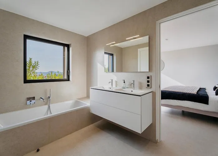 Grand Large Saint-clair Piscine Chauffée Garage Propriété Fermée Villa