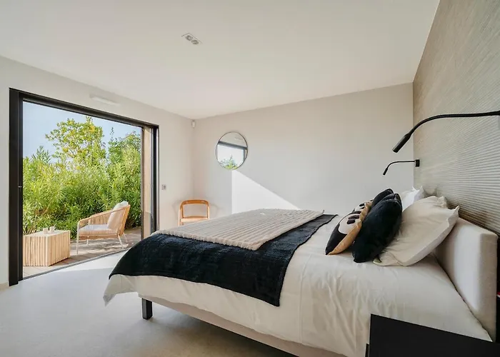 Grand Large Saint-clair Piscine Chauffee Garage Propriete Fermee *