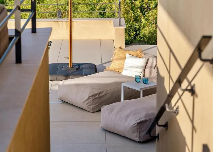 Grand Large Saint-clair Piscine Chauffee Garage Propriete Fermee Villa Le Lavandou